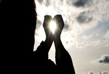 三亚椰岛主场告捷，排名稳步上升